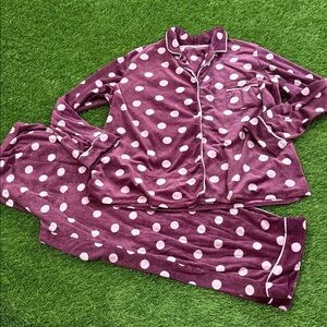 Simply Vera Long Sleeve Button Down Pajamas